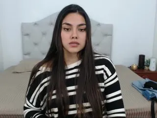 Live sex webcam photo for miawallace0 #177080440