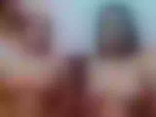 Live sex webcam photo for miaxnoah #271840623