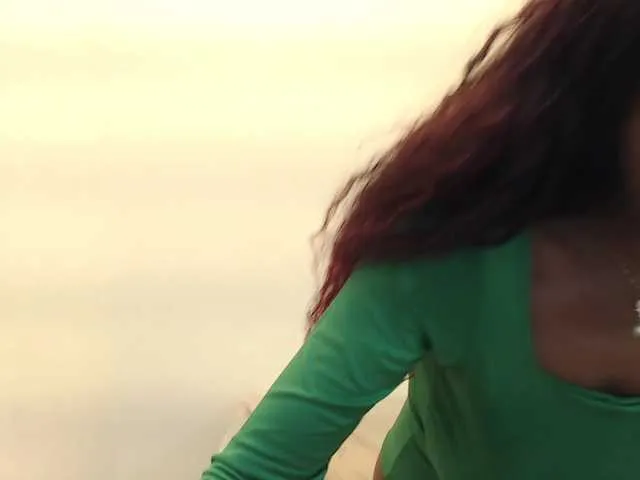 Live sex webcam photo for michaelacox2 #290301727