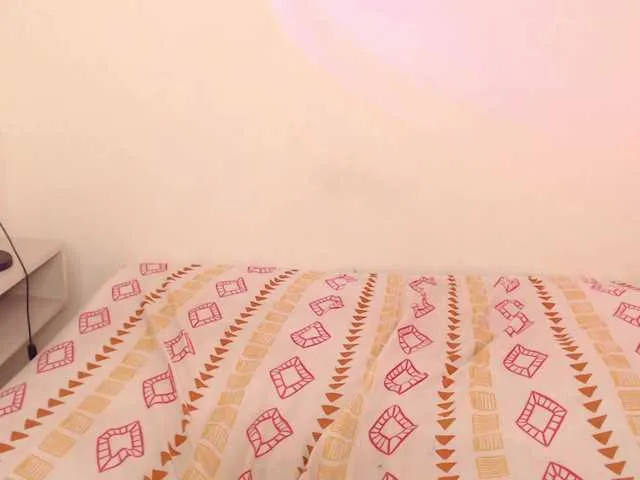 Live sex webcam photo for michaelacox2 #292186929