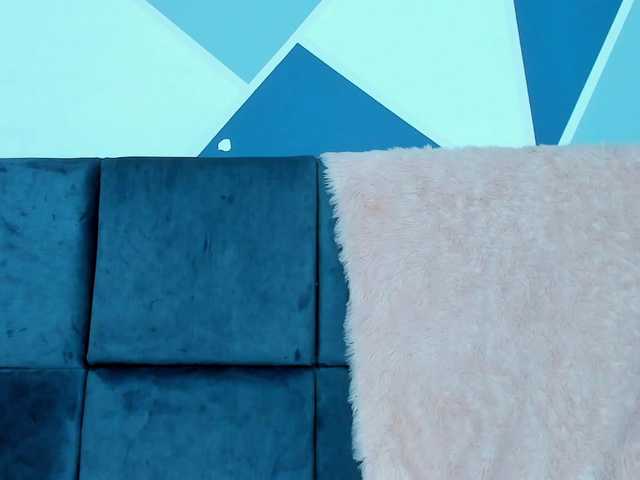 Live sex webcam photo for michell-zi #277825783