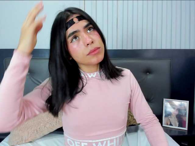 Live sex webcam photo for michell-zi #277906463