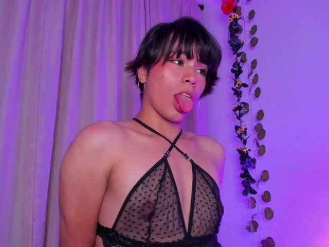 Live sex webcam photo for michell-zi #292053504