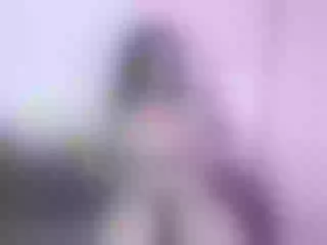 Live sex webcam photo for michellesex45 #291040222