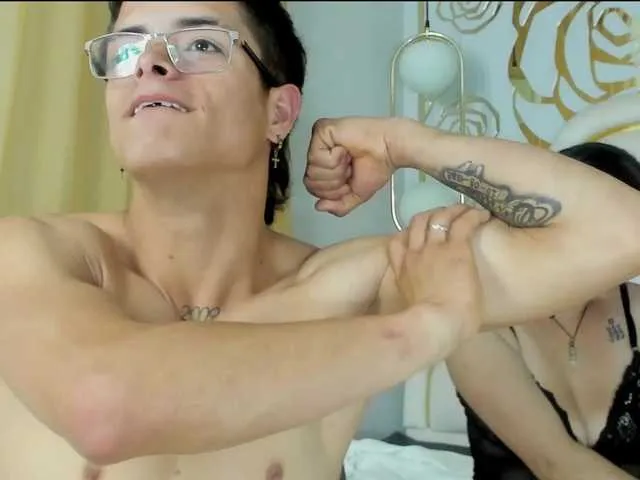 Live sex webcam photo for midnightlust-vc #292141712