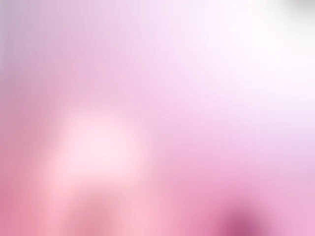Live sex webcam photo for miia-smith97 #294093580