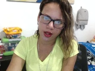 Live sex webcam photo for mikahlatin #145000650