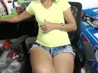 Live sex webcam photo for mikahlatin #145005503