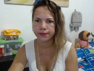 Live sex webcam photo for mikahlatin #145124170