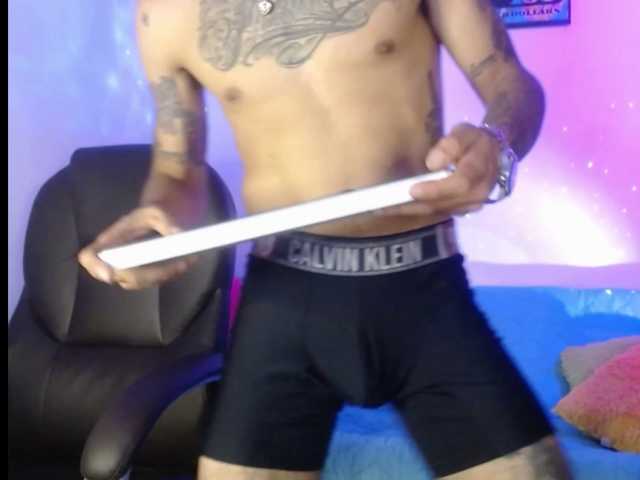 Live sex webcam photo for mikescooth #278086828