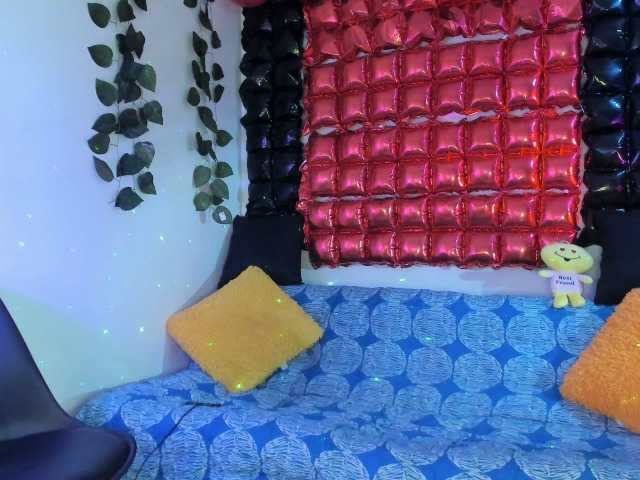 Live sex webcam photo for mikescooth #278151961