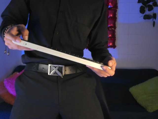 Live sex webcam photo for mikescooth #278310357