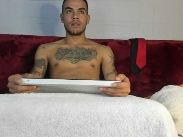 Live sex webcam photo for mikescooth #283771203