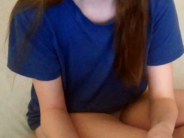 Live sex webcam photo for mikkirsan1 #290902282