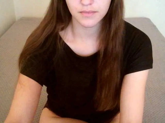 Live sex webcam photo for mikkirsan1 #291377287