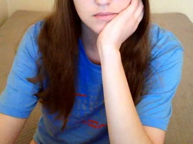 Live sex webcam photo for mikkirsan1 #291790372