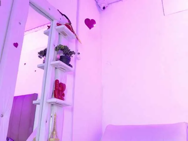 Live sex webcam photo for mikoto-urab #291710943