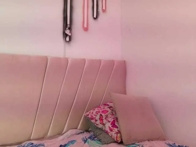 Live sex webcam photo for mikoto-urab #292018037