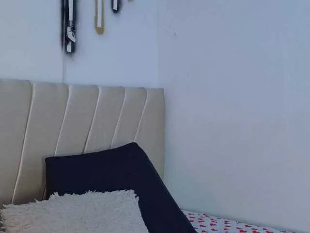 Live sex webcam photo for mikoto-urab #292337864