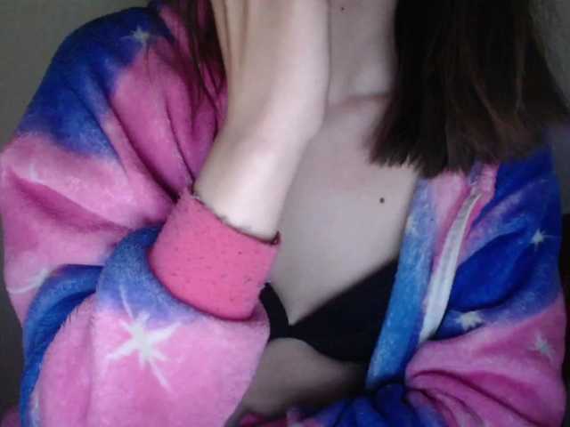 Live sex webcam photo for mila-777 #273450800