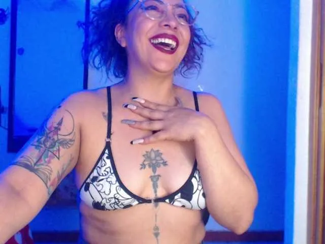 Live sex webcam photo for mila-owenss #275988499