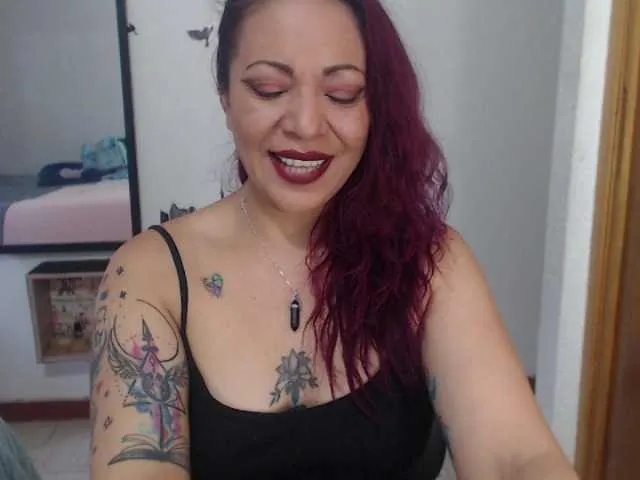 Live sex webcam photo for mila-owenss #276027393