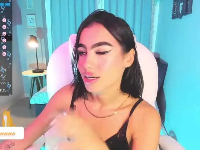 Live sex webcam photo for mila-snow #276023719