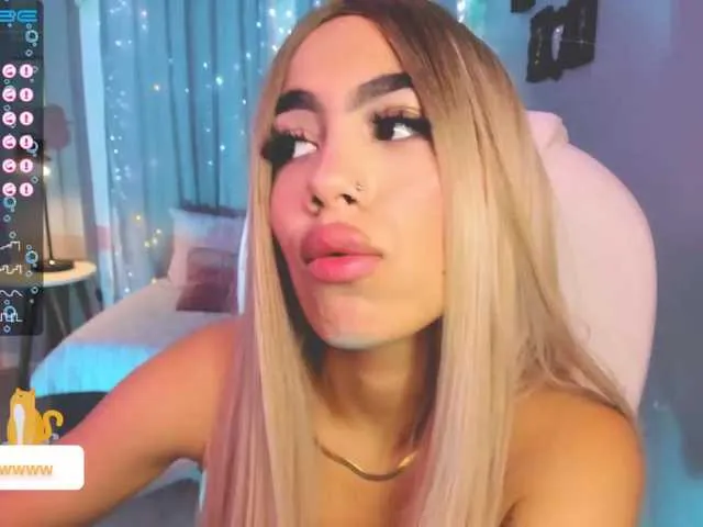 Live sex webcam photo for mila-snow #276032161