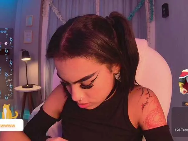 Live sex webcam photo for mila-snow #276601984