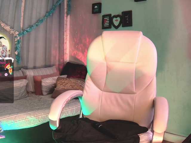 Live sex webcam photo for mila-snow #276950784