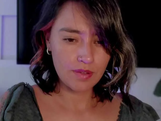 Live sex webcam photo for milagrey1 #291247323