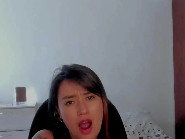 Live sex webcam photo for milagrey1 #291590166