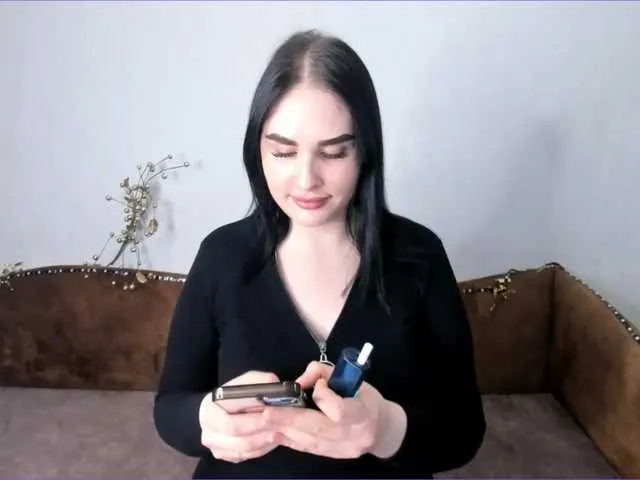 Live sex webcam photo for milanawall #277233423