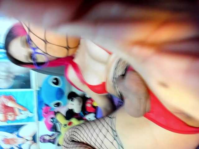 Live sex webcam photo for milenaunicorn #290843289