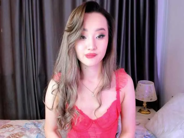 Live sex webcam photo for mileybayy #277649688