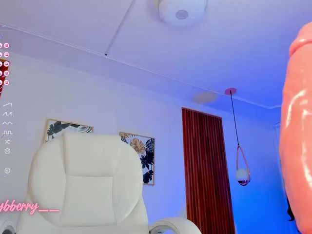 Live sex webcam photo for mileyberry #288051540