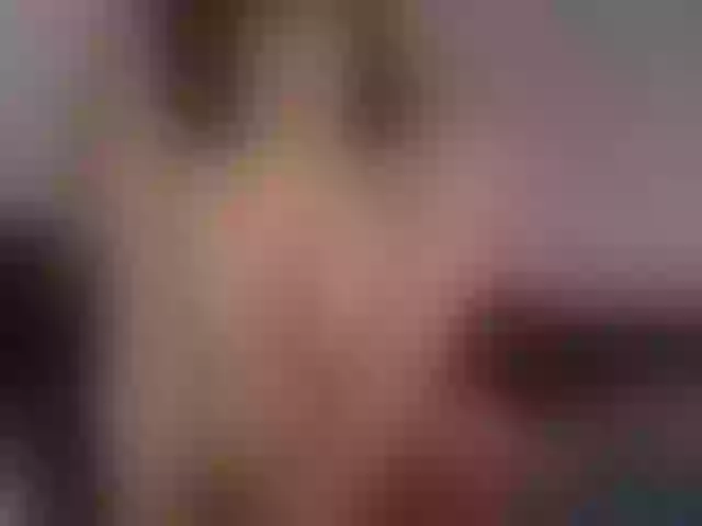 Live sex webcam photo for mileycute1 #278105294