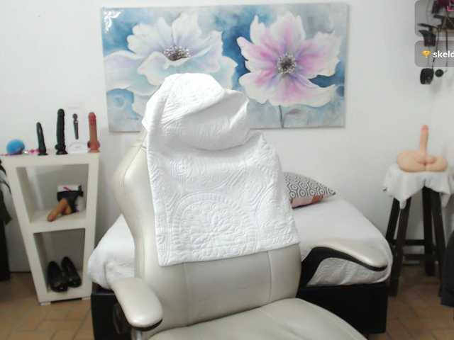 Live sex webcam photo for milf-hot29 #290418444