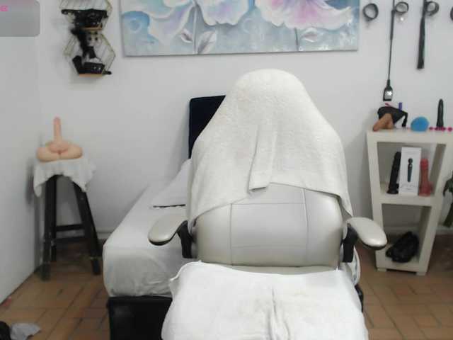 Live sex webcam photo for milf-hot29 #290746809