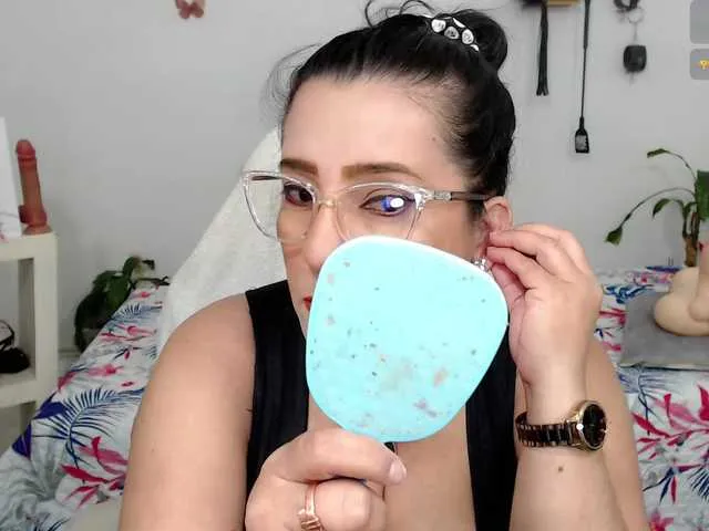 Live sex webcam photo for milf-hot29 #291875269