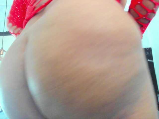 Live sex webcam photo for milfebony #277719956