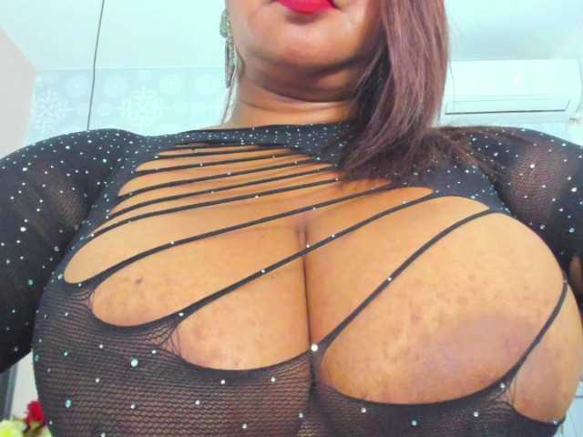 Live sex webcam photo for milfebony #278073388