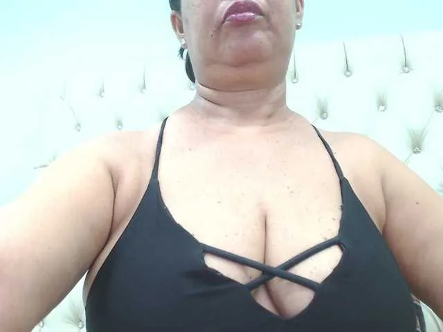 Live sex webcam photo for milfpleasure1 #290726069