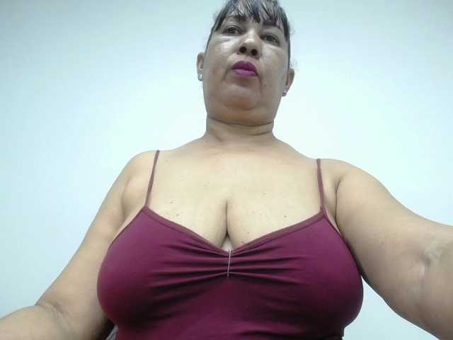 Live sex webcam photo for milfpleasure1 #291785302