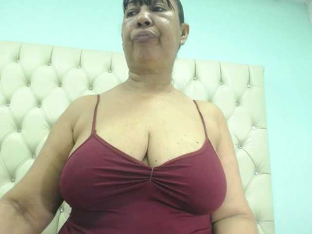 Live sex webcam photo for milfpleasure1 #291865797