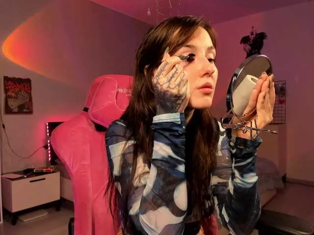 Live sex webcam photo for milky-cunt #291501264