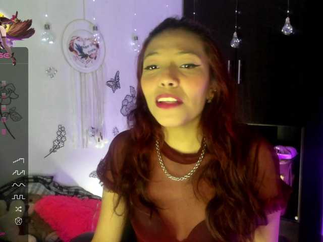 Live sex webcam photo for milla-moon-92 #276630453