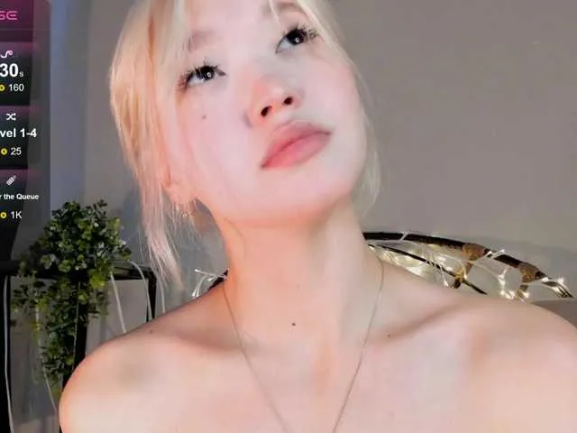Live sex webcam photo for milli-sunrise #290682976