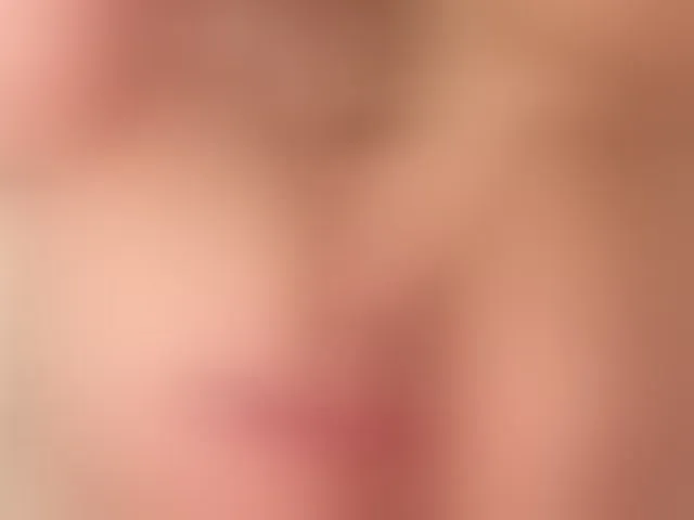Live sex webcam photo for milli-sunrise #293288558