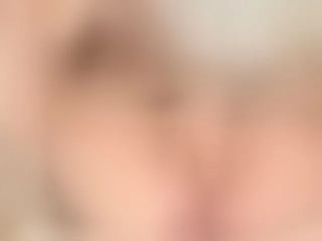 Live sex webcam photo for milli-sunrise #294095259